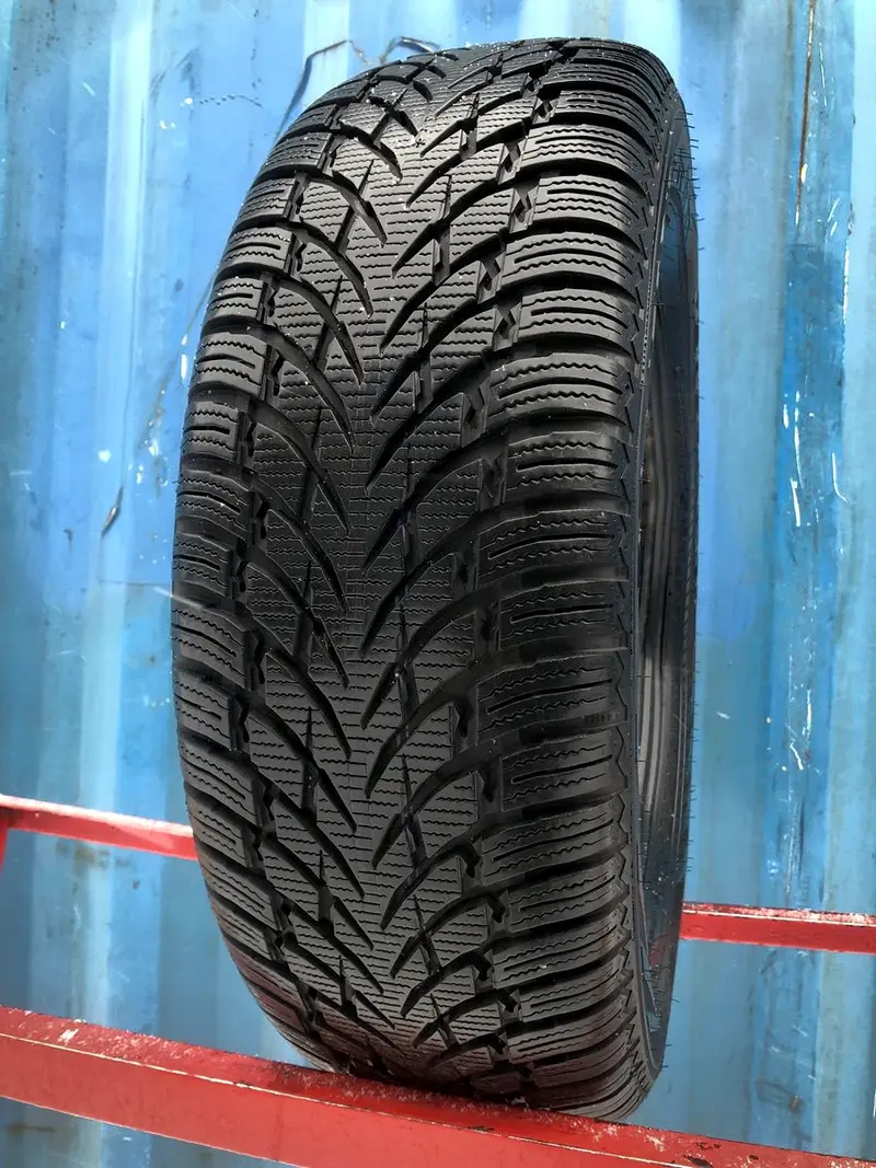 Б/у шина 225/60 R18 Nokian WR SUV 4, фото 1