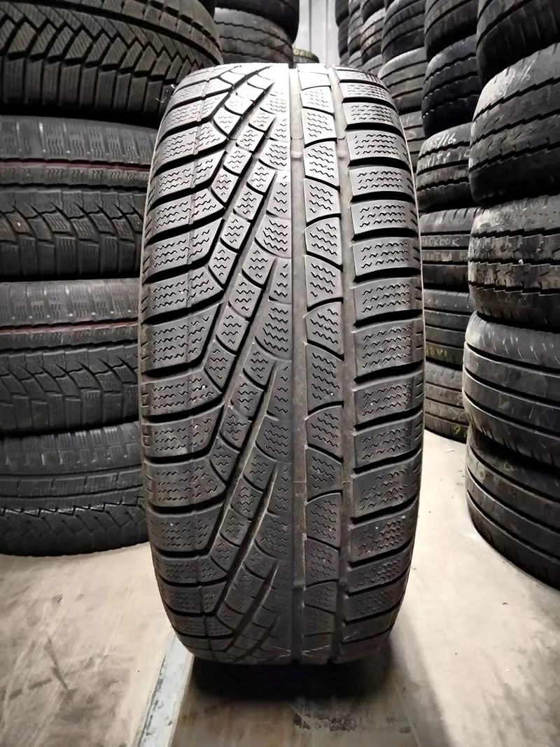Б/у шина 225/60 R18 Pirelli Winter 210 Sottozero, фото 1