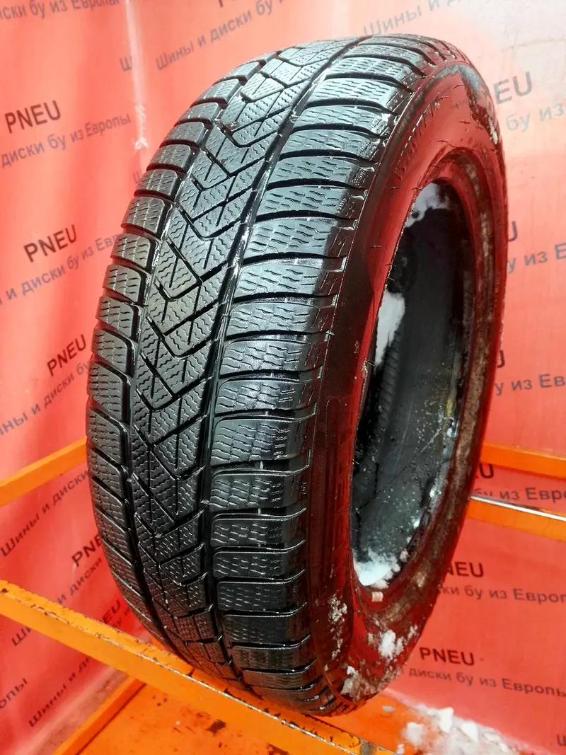 Б/у шина 225/60 R18 Pirelli Winter Sottozero 3 RunFlat