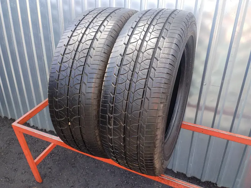 Пара б/у шин 225/65 R16C Barum Vanis 2