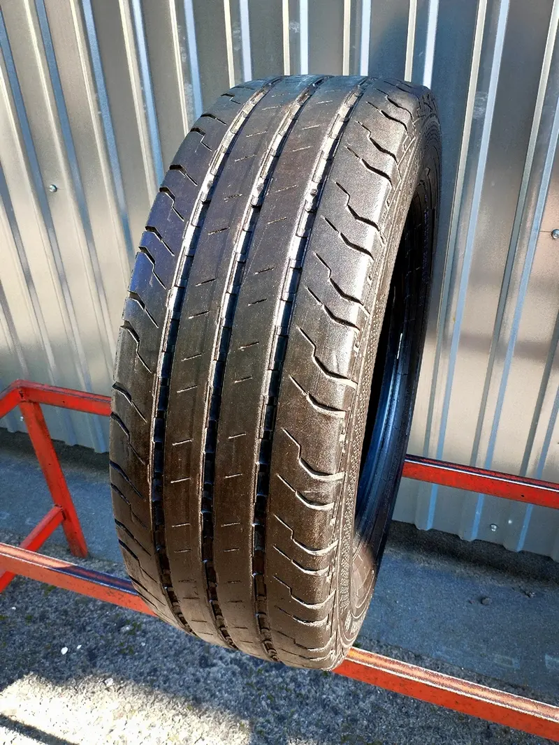 Б/у шина 225/65 R16C Continental ContiVanContact 100