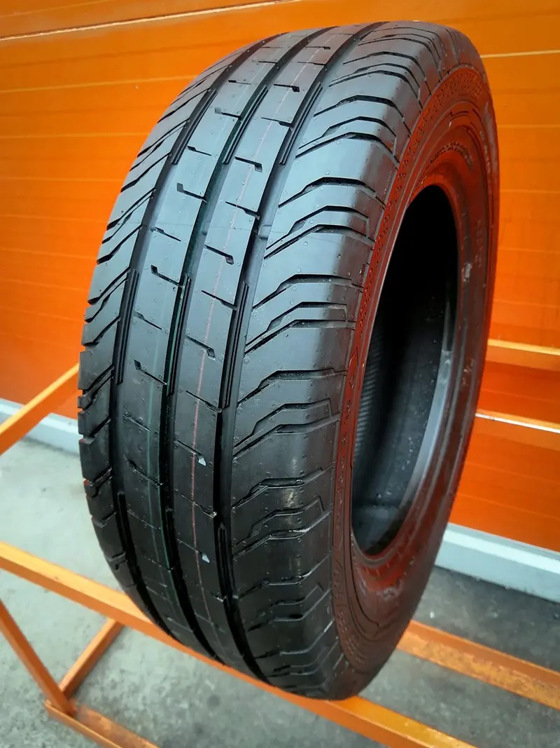 Б/у шина 225/65 R16C Continental ContiVanContact 200