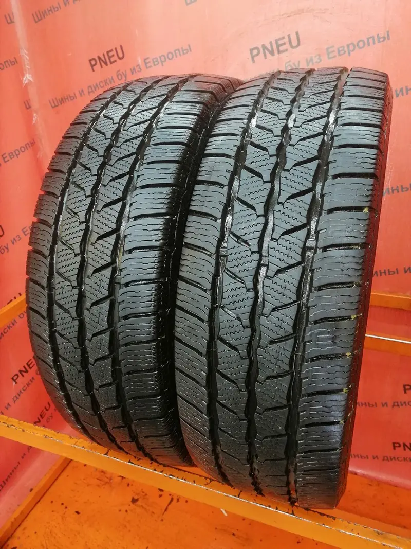 Пара б/у шин 225/65 R16C Continental VanContact Winter