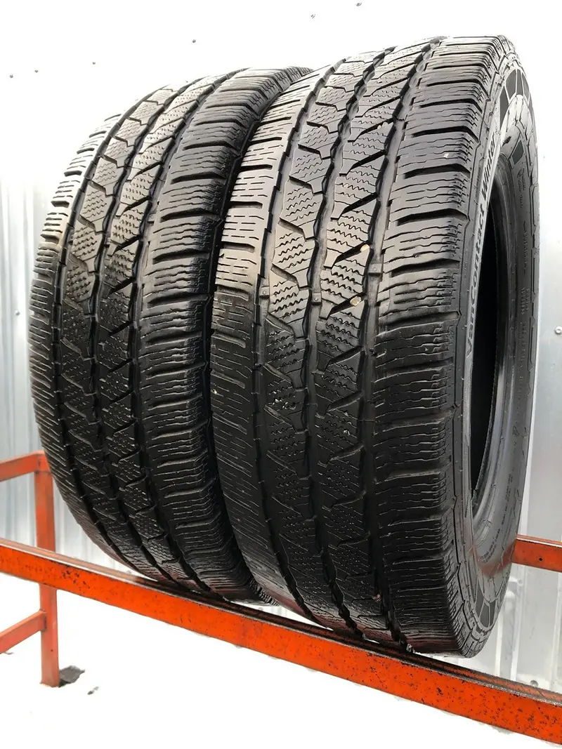 Пара б/у шин 225/65 R16C Continental VanContact Winter