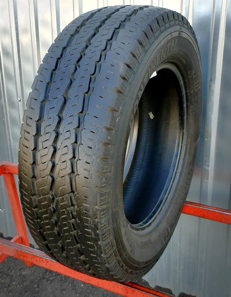 Б/у шина 225/65 R16C Continental Vanco-8, фото 1