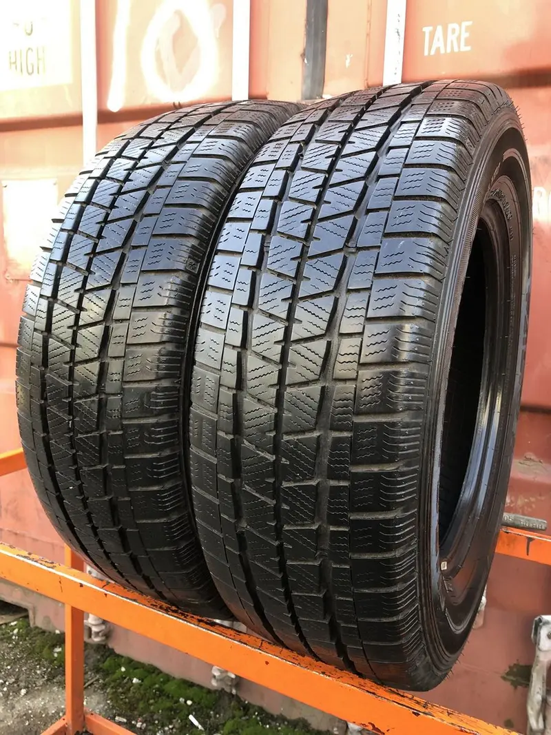 Пара б/у шин 225/65 R16C Falken Eurowinter VAN01