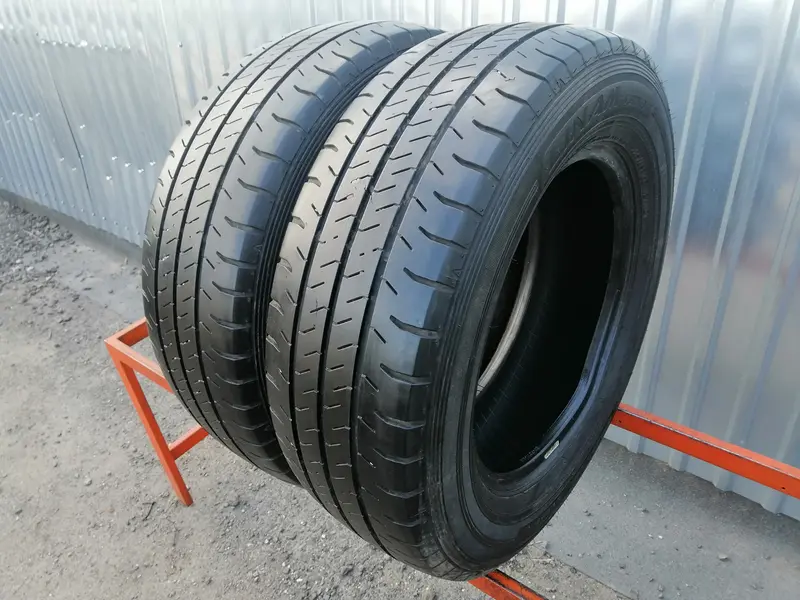 Пара б/у шин 225/65 R16C Falken Linam Van01