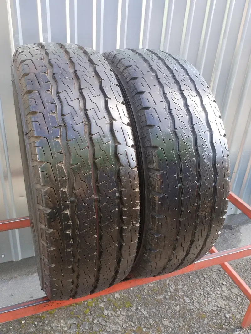 Пара б/у шин 225/65 R16C Firestone Vanhawk