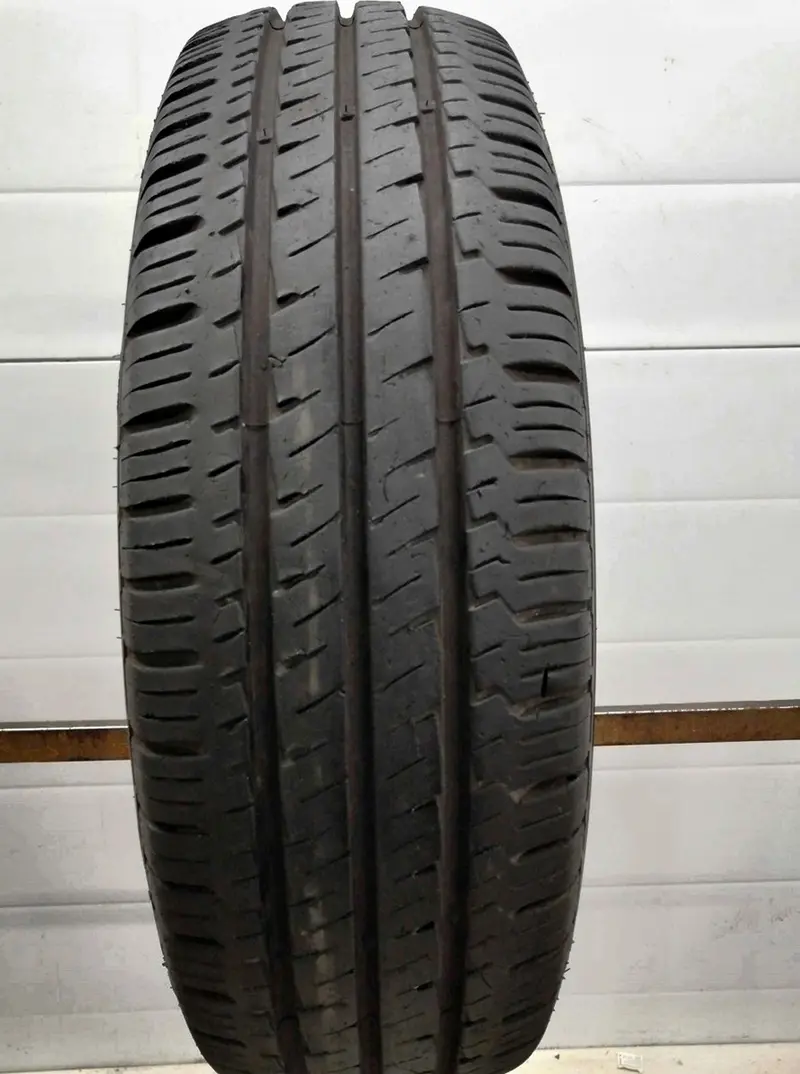 Б/у шина 225/65 R16C Hankook Vantra LT RA18