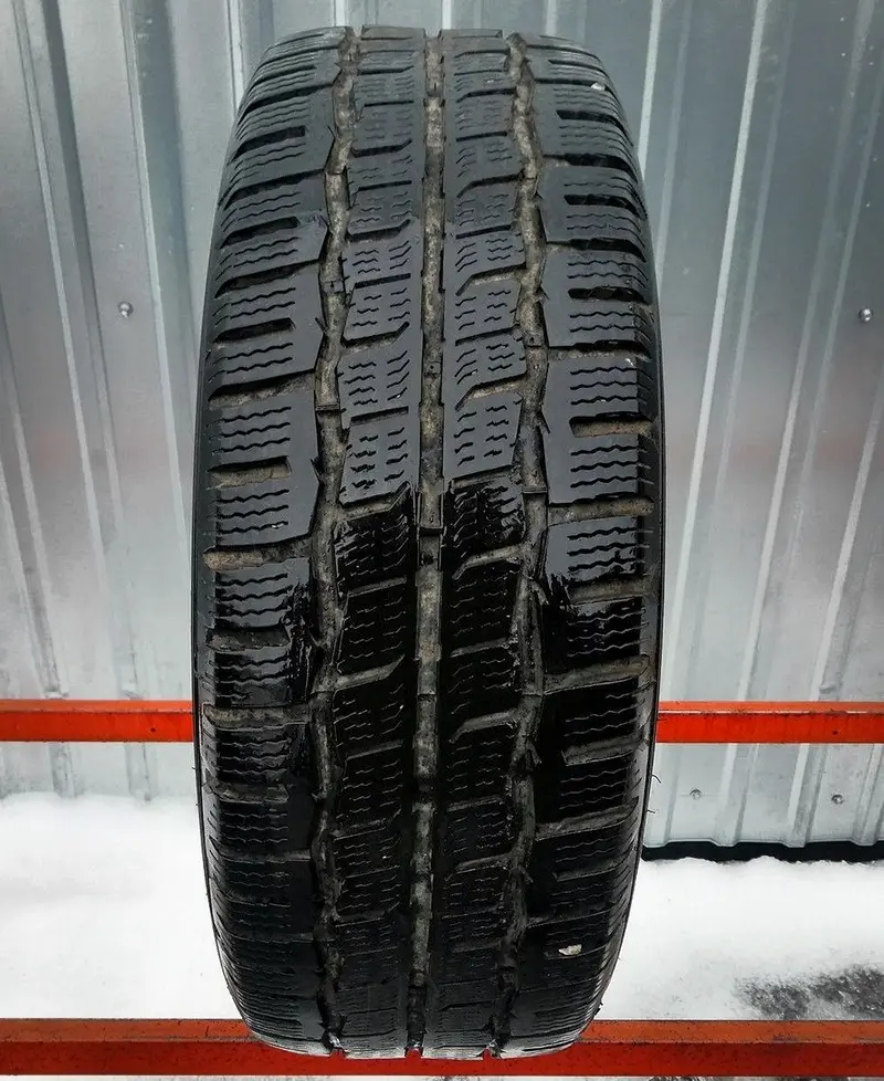 Б/у шина 225/65 R16C Kumho Winter PorTran CW51