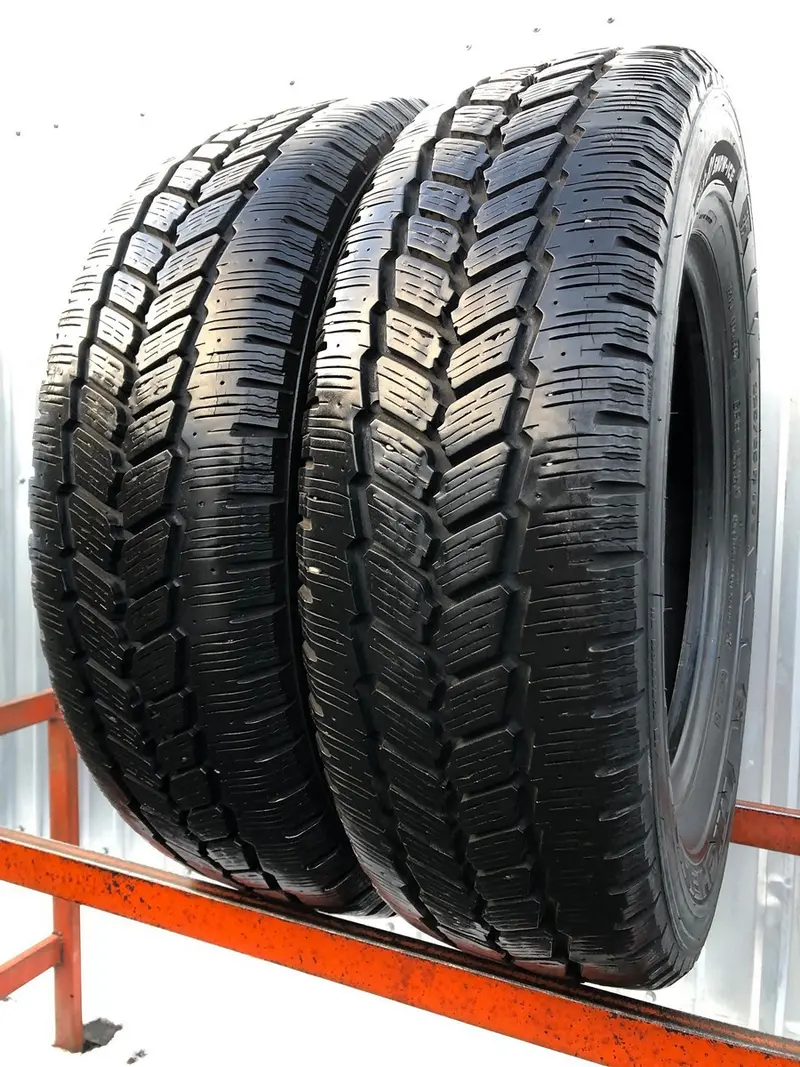 Пара б/у шин 225/65 R16C Michelin Agilis 81 Snow-Ice