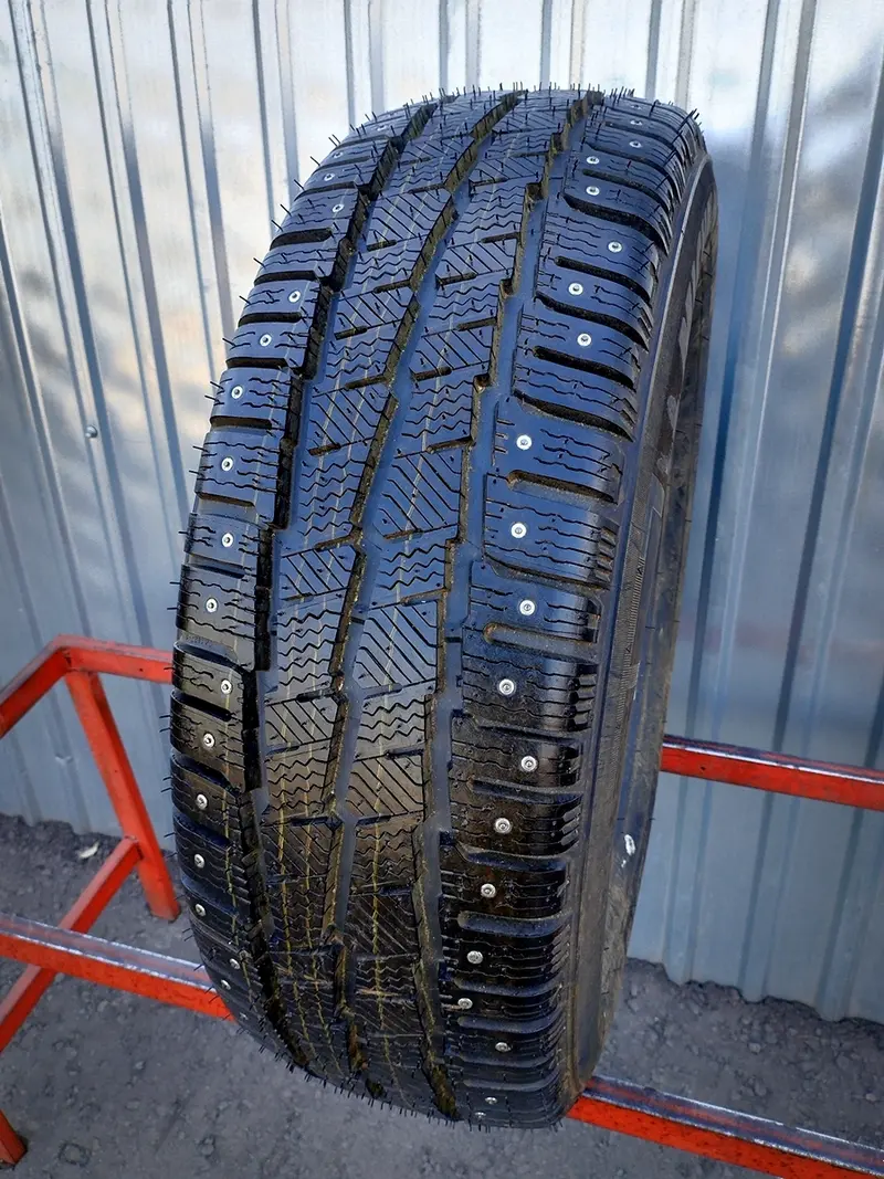 Б/у шина 225/65 R16C Michelin Agilis X-Ice North