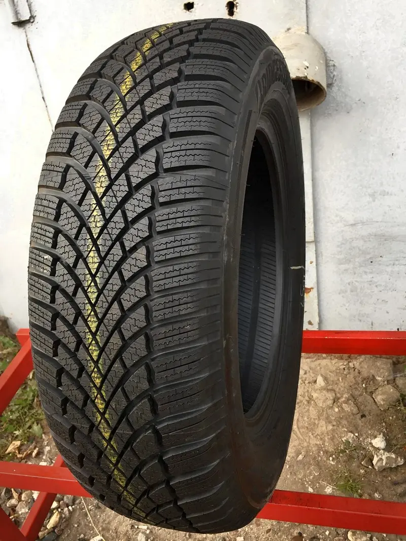 Новая шина 225/65 R17 Bridgestone Blizzak LM-005, фото 1