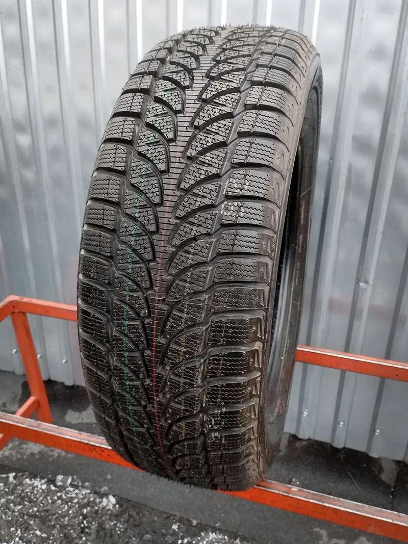 Б/у шина 225/65 R17 Bridgestone Blizzak LM-80 EVO