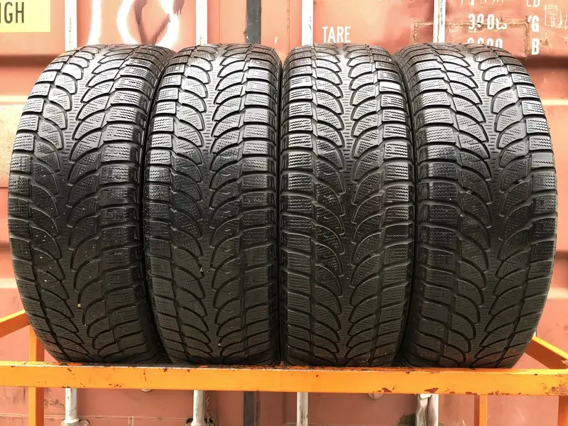 Комплект б/у шин 225/65 R17 Bridgestone Blizzak LM-80 EVO