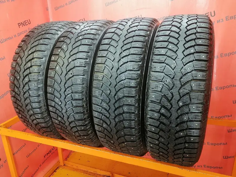 Комплект б/у шин 225/65 R17 Bridgestone Blizzak Spike-01