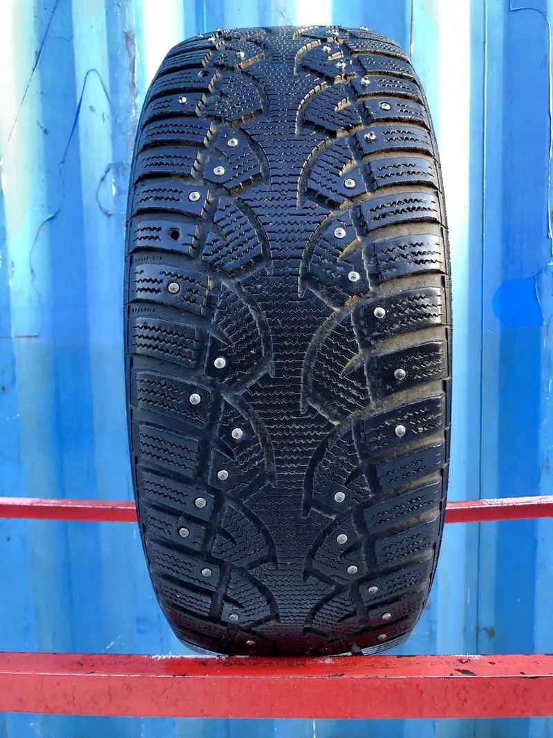 Б/у шина 225/65 R17 Continental Conti4x4IceContact