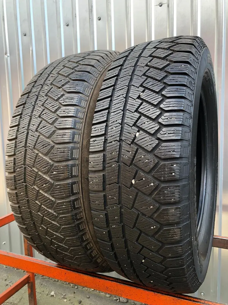 Пара б/у шин 225/65 R17 Continental ContiCrossContact Viking