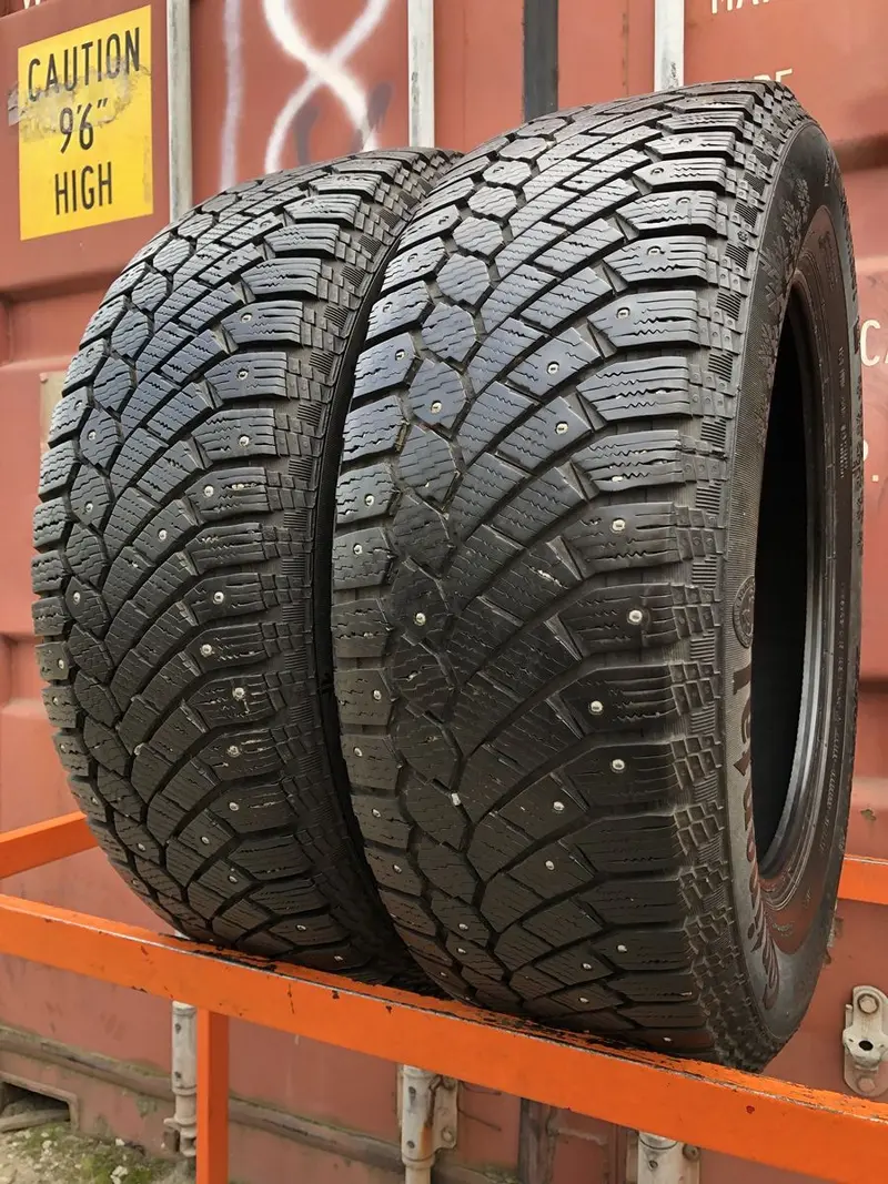 Пара б/у шин 225/65 R17 Continental ContiIceContact 4x4