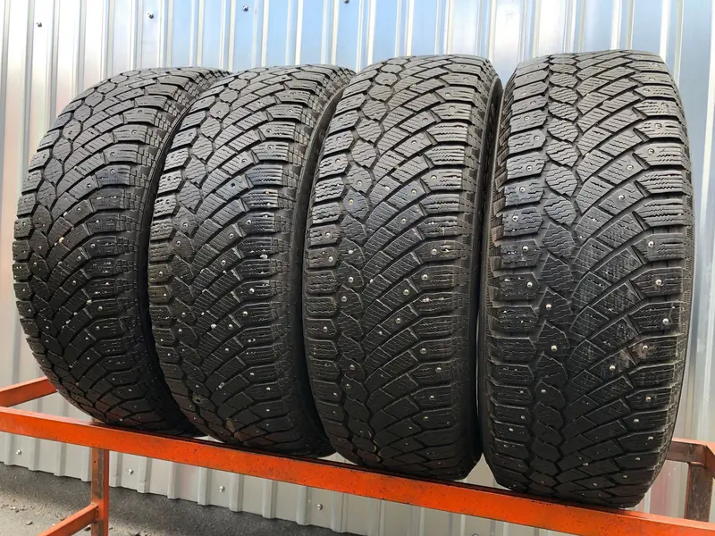 Комплект б/у шин 225/65 R17 Continental ContiIceContact 4x4