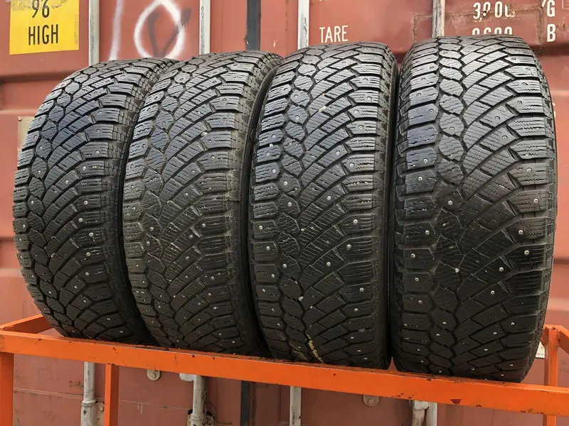 Комплект б/у шин 225/65 R17 Continental ContiIceContact 4x4