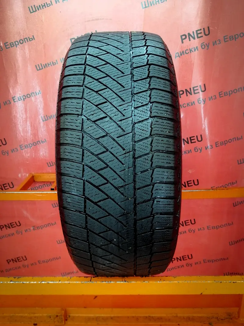 Б/у шина 225/65 R17 Continental ContiVikingContact 6