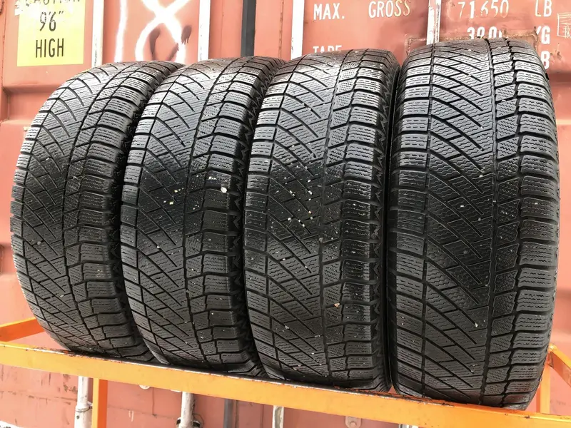 Комплект б/у шин 225/65 R17 Continental ContiVikingContact 6