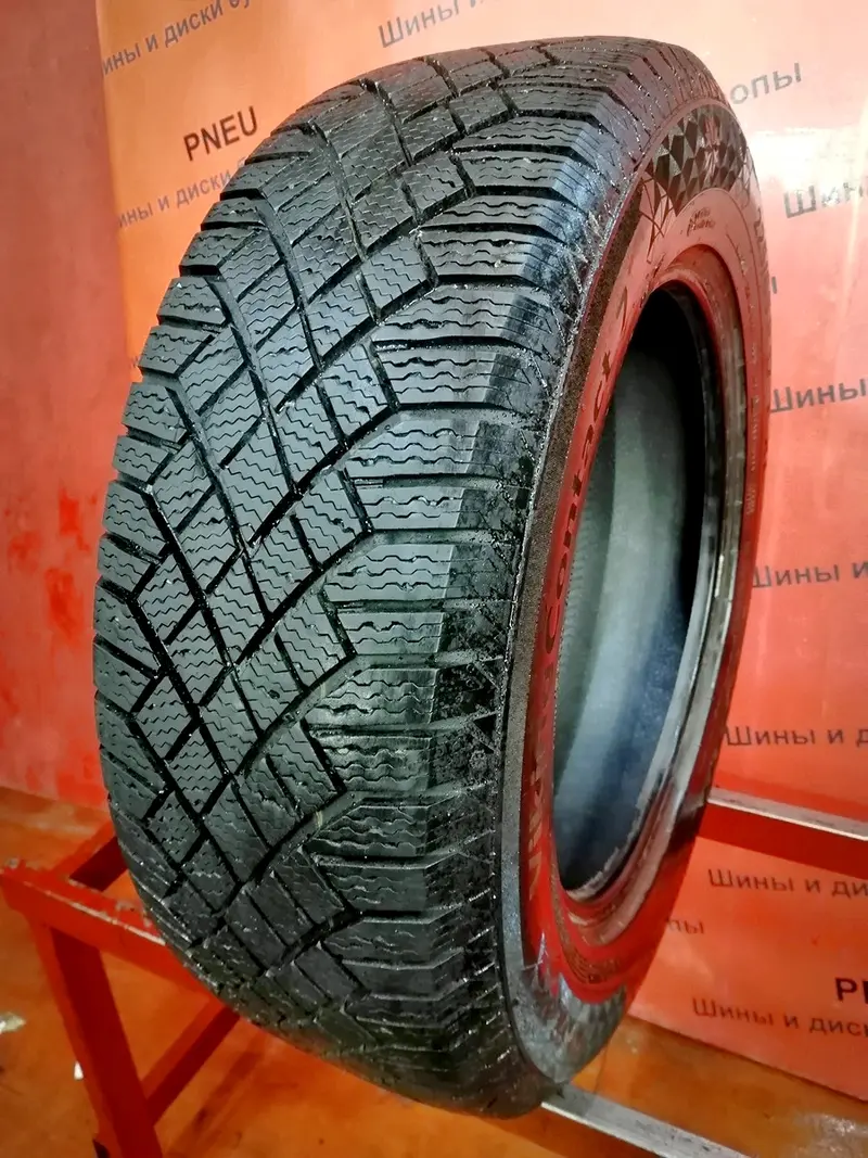 Б/у шина 225/65 R17 Continental ContiVikingContact 7