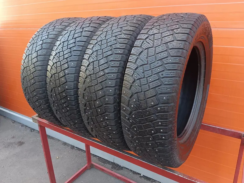 Комплект б/у шин 225/65 R17 Continental IceContact 2 SUV