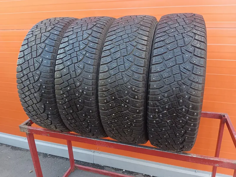 Комплект б/у шин 225/65 R17 Continental IceContact 2 SUV