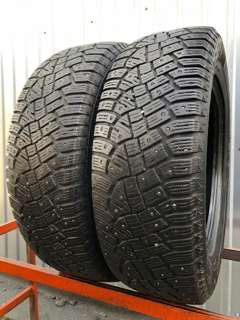 Пара б/у шин 225/65 R17 Continental IceContact 2 SUV