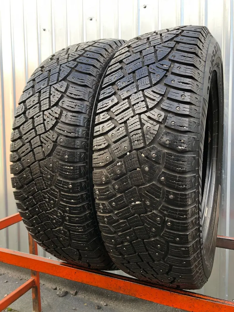 Пара б/у шин 225/65 R17 Continental IceContact 2 SUV