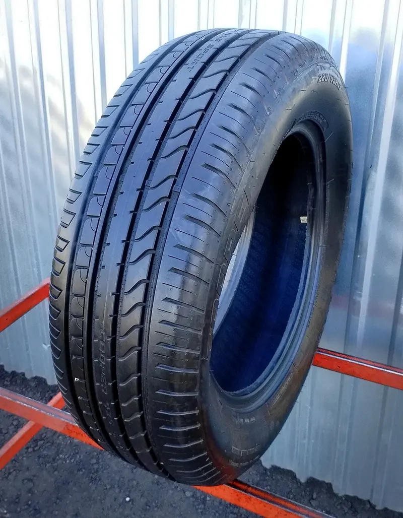 Б/у шина 225/65 R17 Cooper Zeon 4XS Sport