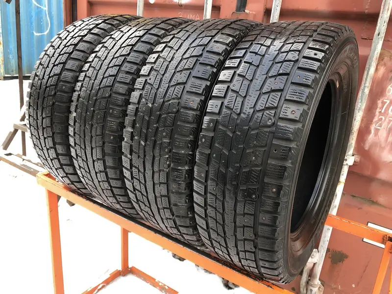 Комплект б/у шин 225/65 R17 Dunlop SP Winter Ice 01, фото 1
