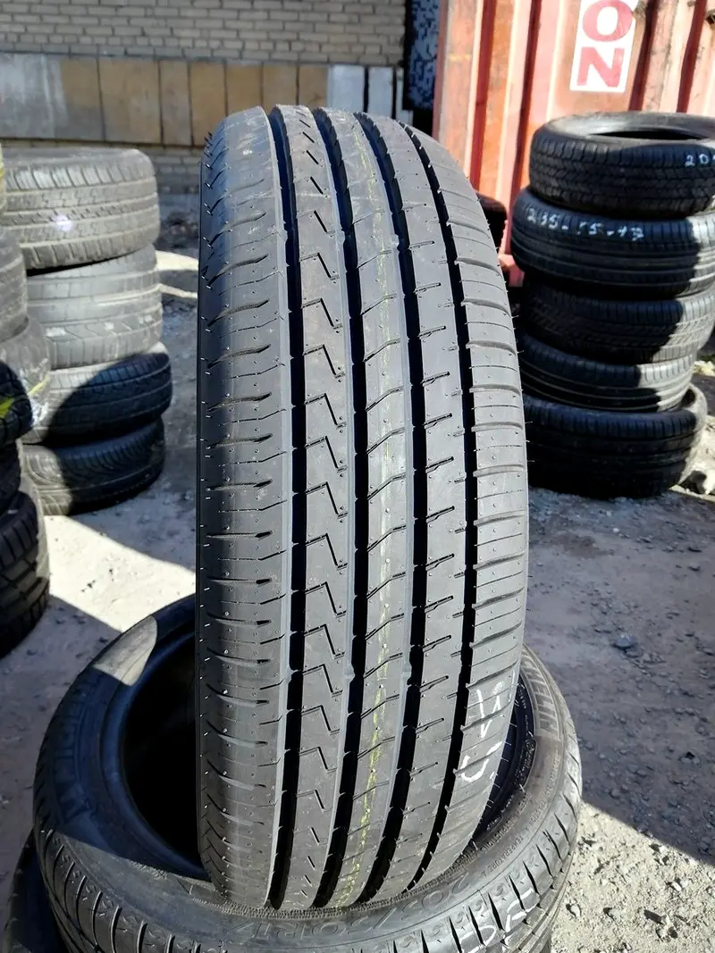 Б/у шина 225/65 R17 Falken Ziex ZE310 Ecorun