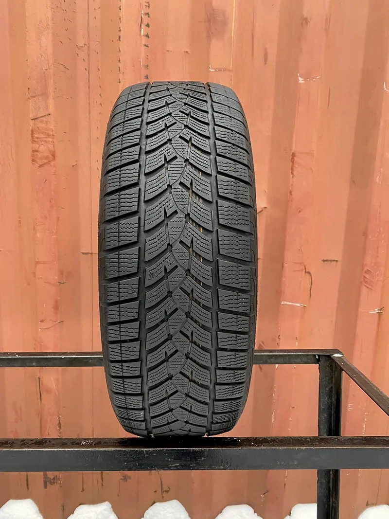 Б/у шина 225/65 R17 Goodyear Ultra Grip Perfomance GEN-1 SUV