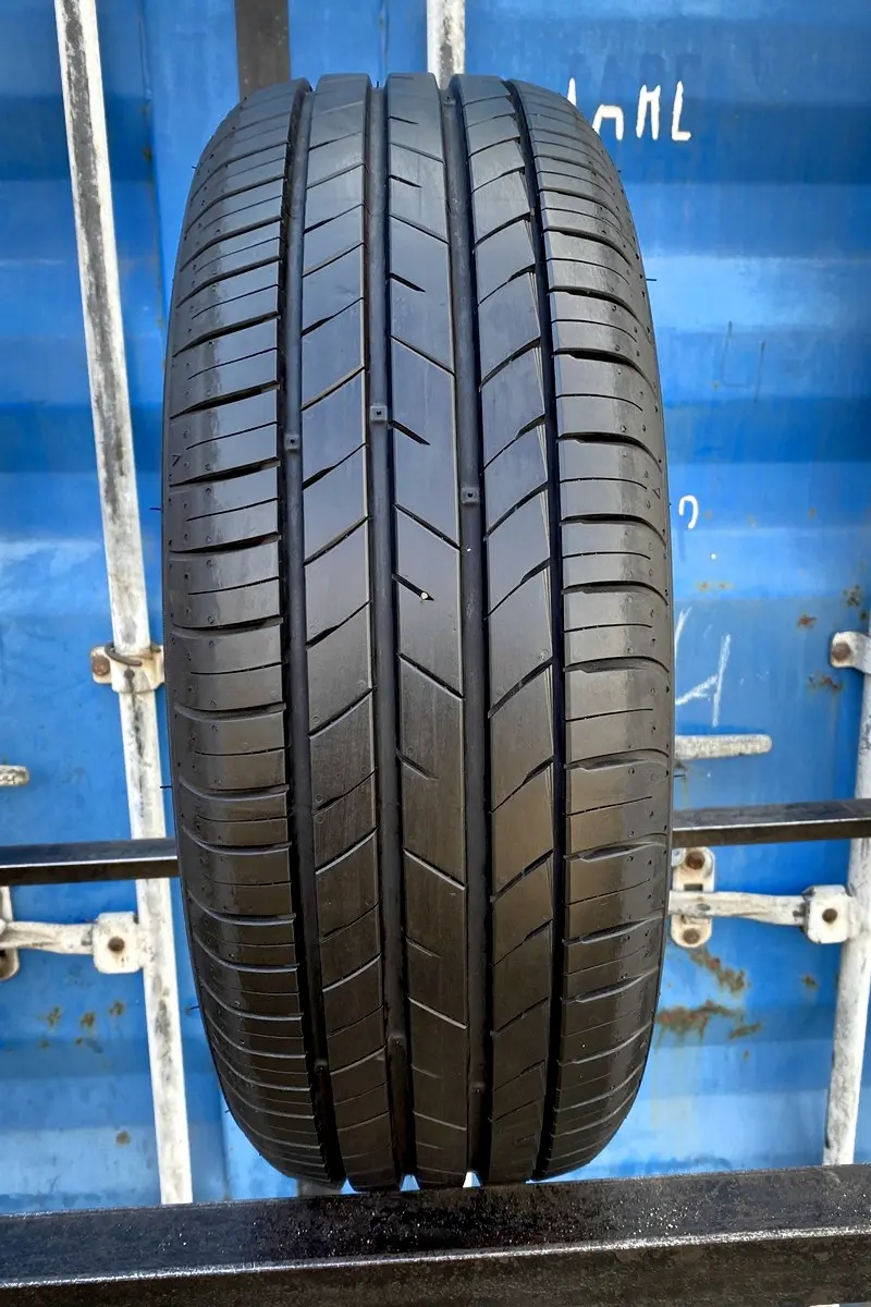 Б/у шина 225/65 R17 Kumho Ecsta HS 52, фото 1