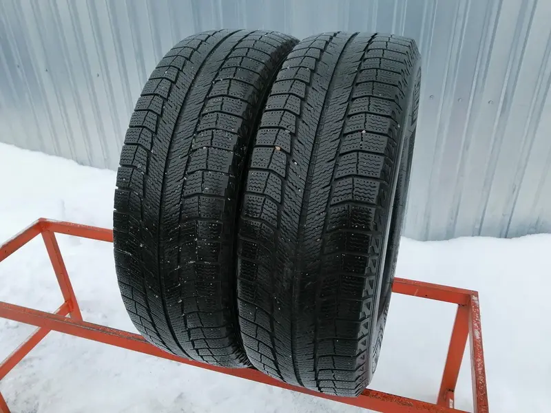Пара б/у шин 225/65 R17 Michelin Latitude X-Ice 2