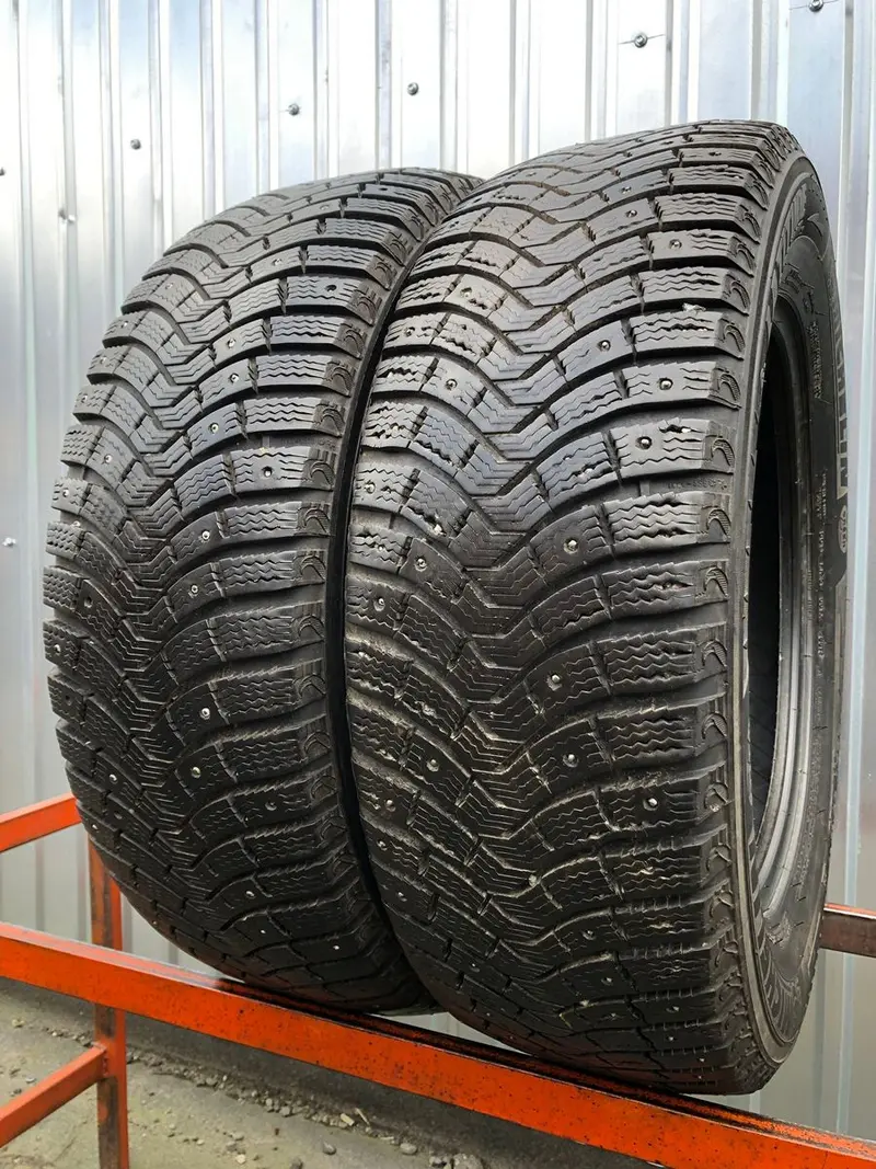 Пара б/у шин 225/65 R17 Michelin Latitude X-Ice North 2