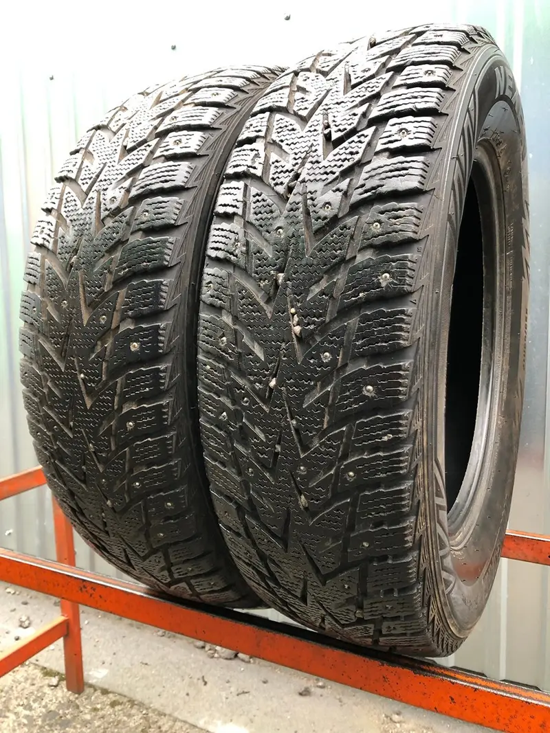 Пара б/у шин 225/65 R17 Nexen Winguard WinSpike WS62