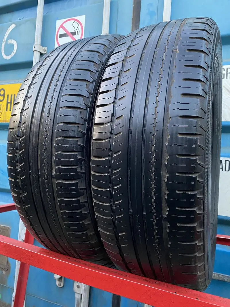 Пара б/у шин 225/65 R17 Nokian HT SUV