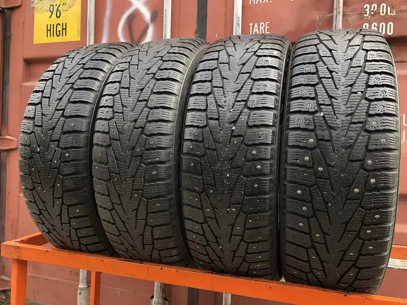 Комплект б/у шин 225/65 R17 Nokian Hakkapeliitta 7 SUV, фото 1