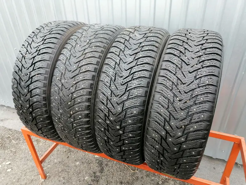 Комплект б/у шин 225/65 R17 Nokian Hakkapeliitta 8 SUV, фото 1