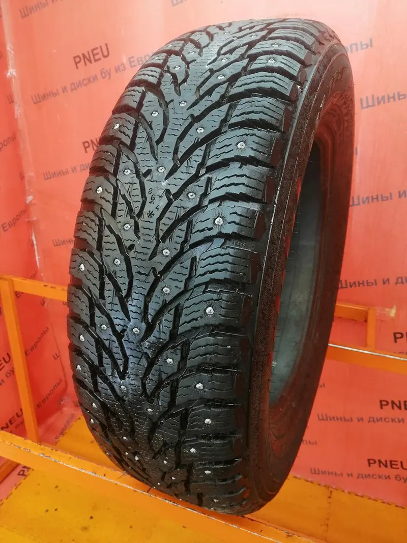 Б/у шина 225/65 R17 Nokian Hakkapeliitta 9 SUV