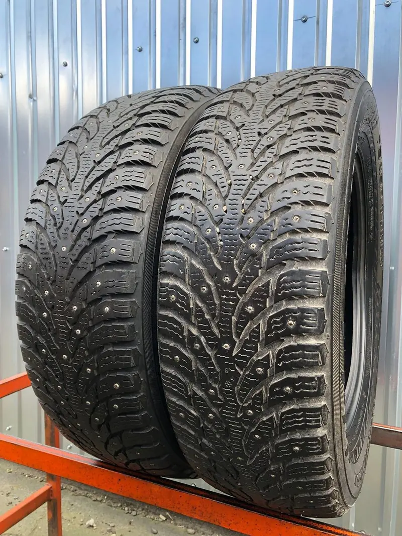Пара б/у шин 225/65 R17 Nokian Hakkapeliitta 9 SUV