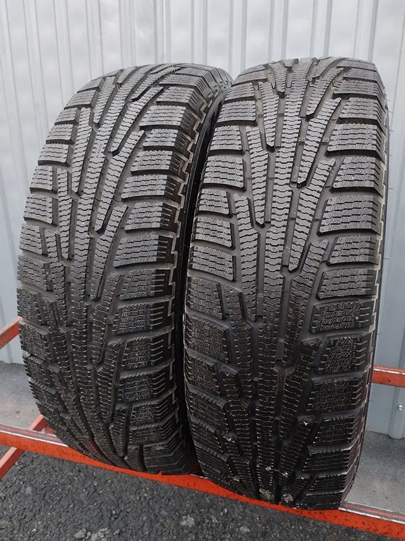 Пара новых шин 225/65 R17 Nokian Hakkapeliitta R SUV, фото 1