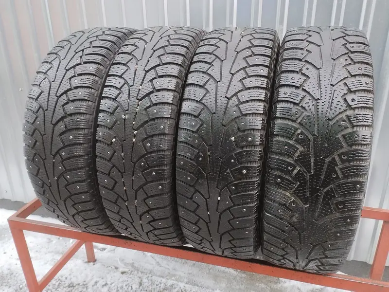 Комплект б/у шин 225/65 R17 Nokian Hakkapeliitta SUV 5