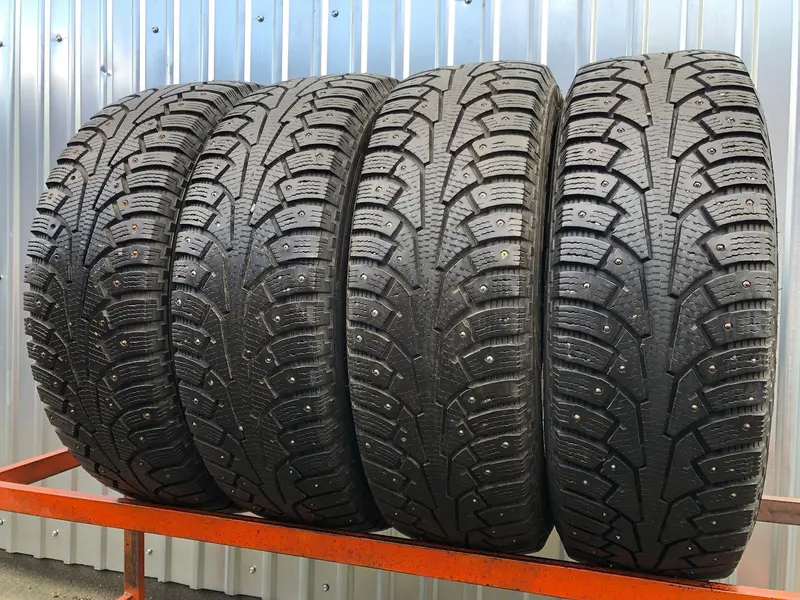 Комплект б/у шин 225/65 R17 Nokian Hakkapeliitta SUV 5