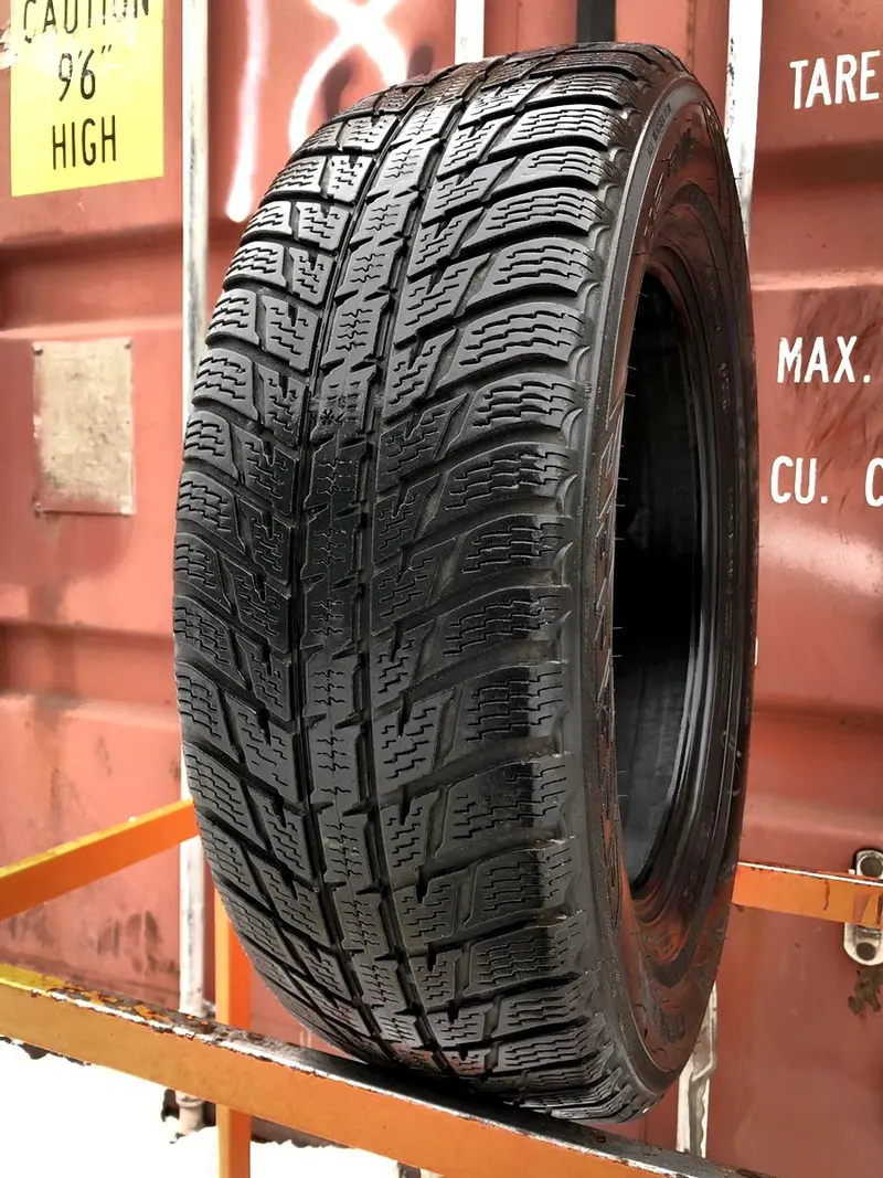 Б/у шина 225/65 R17 Nokian WR SUV 3, фото 1