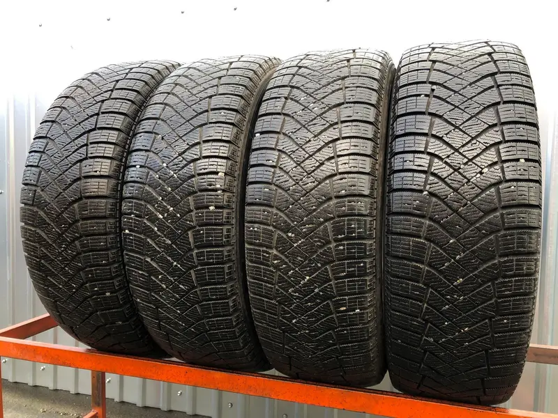 Комплект б/у шин 225/65 R17 Pirelli Ice Zero FR, фото 1